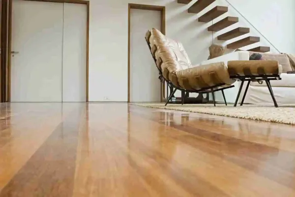 Hardwood floor refinishing and installation a Los Angeles